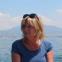 Carine Dewattines
