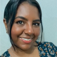 Ana Priscila Oliveira