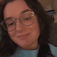 Lila Head