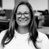 Adrienne Lenz, Cams, Mba
