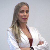 Diane Leal