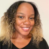 Claudine Tomlinson