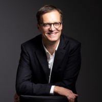 Dominique Désveaux
