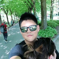 Andrea Zhou