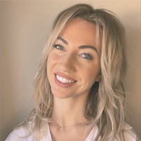 Naomi Curry