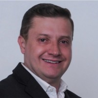 Mauro Cruz