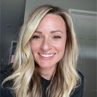 Amanda R.