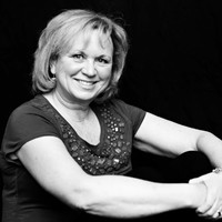 Pam Ruth