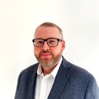 Ian South