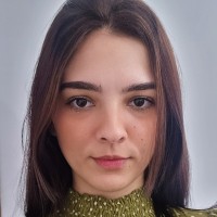 Julia Barcelos