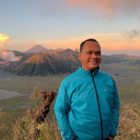 Henro Siringo Ringo