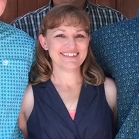 Melanie Lowe