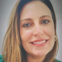 Bruna Moreira H Costa, CFP® , CEA