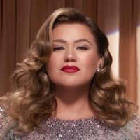 Kelly Clarkson