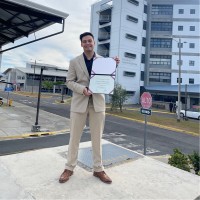 Oscar Fallas