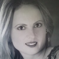 Fabrícia Oliveira