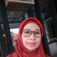 ERNA LUBIS