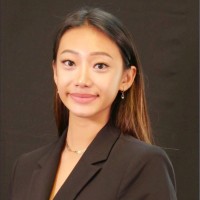 Vivian Tran