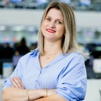 Monica Fernandes
