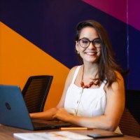 Caroline Cabral