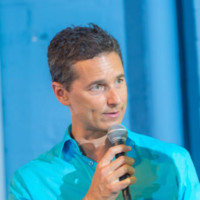 Daniel Housman