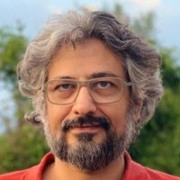 Farshad Tavakkoli