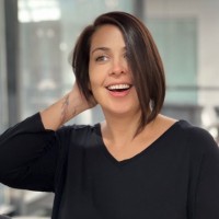 Renata Lilian de A Bastos