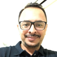 ADRIANO RIBEIRO
