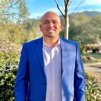Gil Herrera