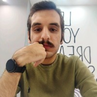 Armin Momeni