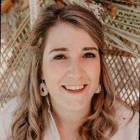 Nicole Van Den Aker