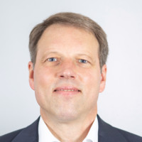 Stefan Bach