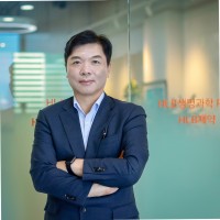Yong-Hae Han