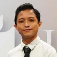 Daniel Y.
