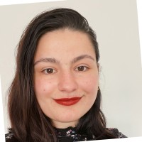 Ioana E.