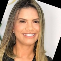 Fabíola Carvalho