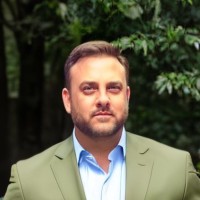 Chris Becker