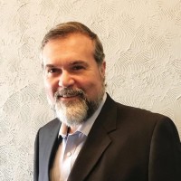 Luis Eduardo A Santos