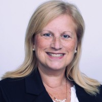 Lynn Zinser