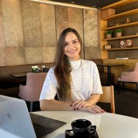 Júlia D.