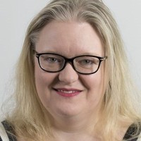 Evanna Craig
