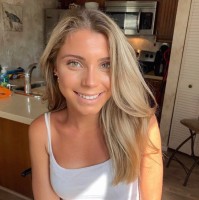 Victoria Delia