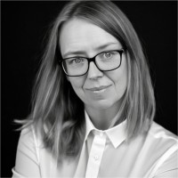 Leona Lees