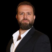 Kamin Radvar Zangeneh