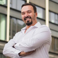 Piotr Łapa, MBA