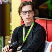 Adam Esteves Debiasi