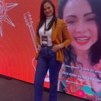 KARLA FLOR