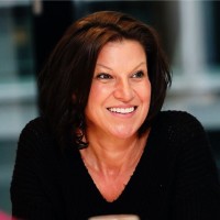 Dominique B Hirsiger