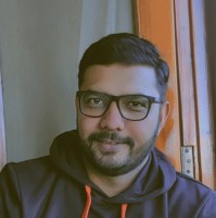 Naza J Bakhalika
