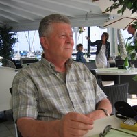 raymond simons